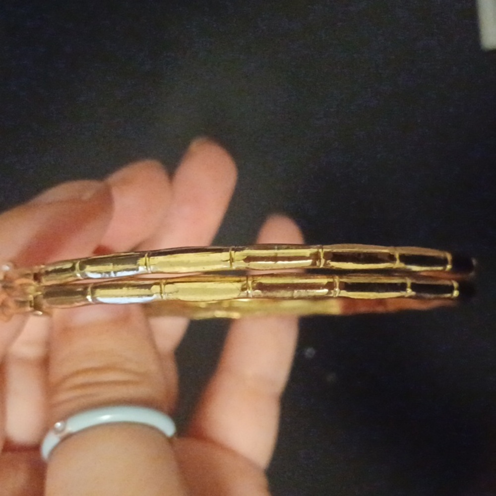 Elegant Gold Hoop Earrings